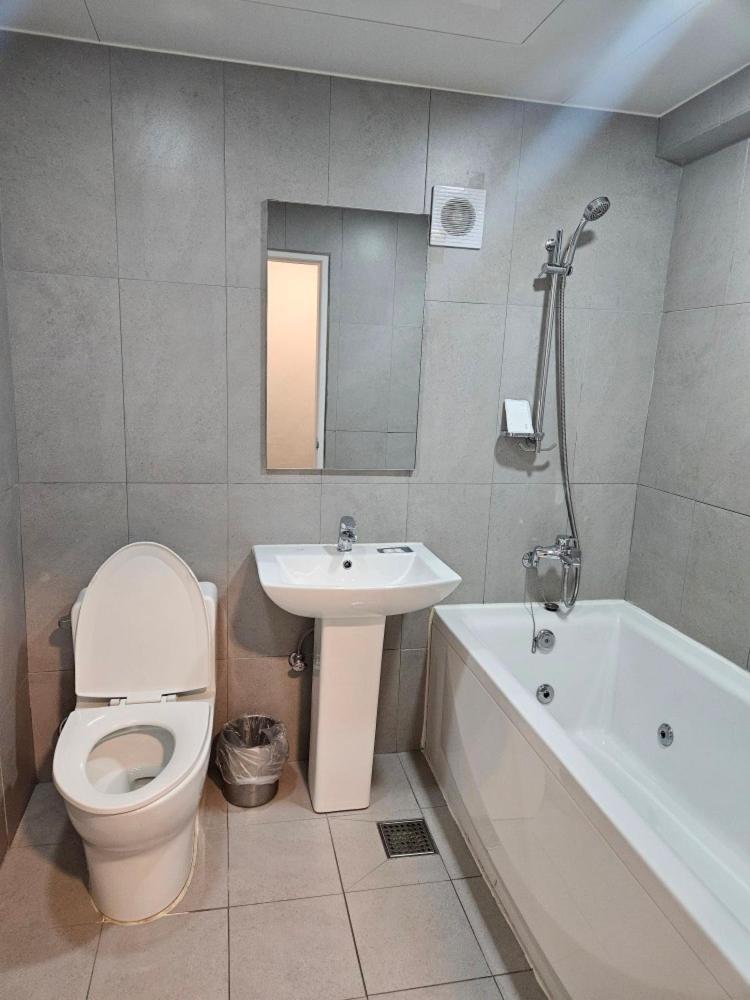 Hotel Junoh Seul Zewnętrze zdjęcie